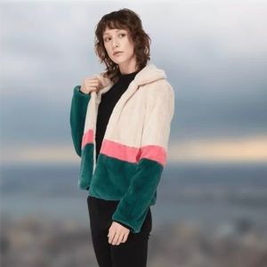 Noize Faux Fur Jill Cream Green Crop Jacket, XS.